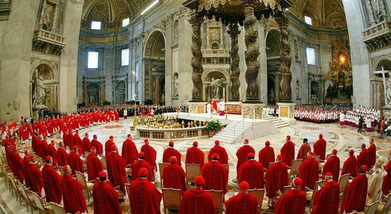 Papa Francesco propone di ridurre il quorum per il Conclave