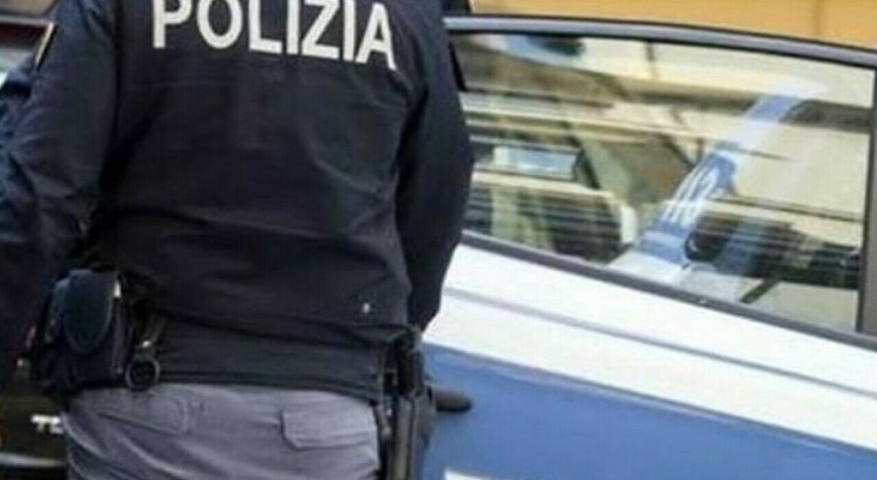 Lite dopo un incidente, sparatoria in autostrada: «Due poliziotti a terra»