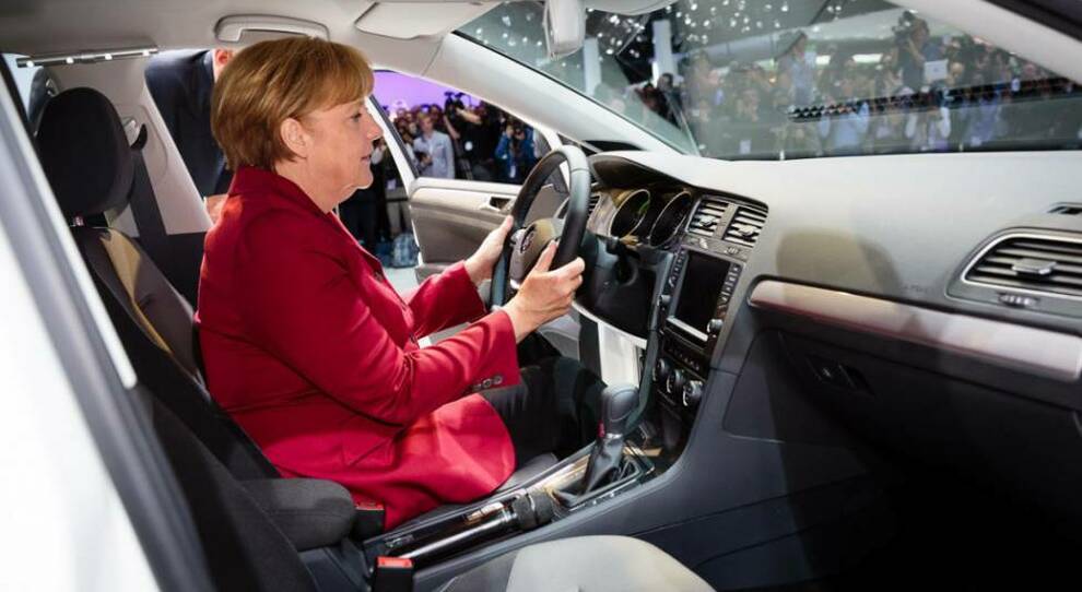 Angela Merkel al volante