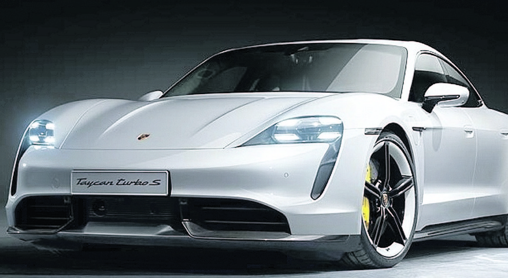 Porsche, investimento da sei miliardi di euro nell'elettrico