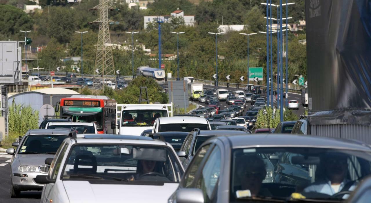 Napoli, spari dopo l?incidente in auto: Far West sulla Tangenziale