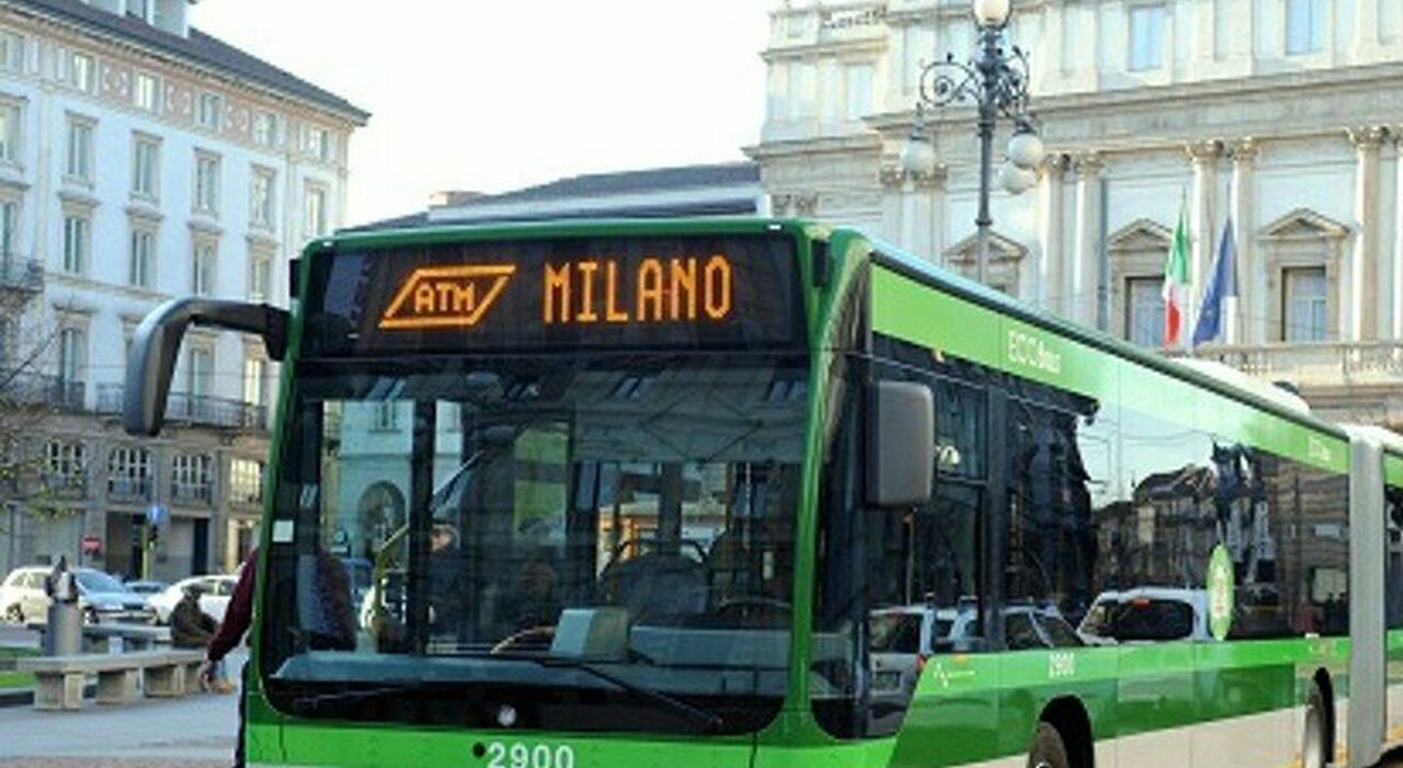 Autobus del trasporto pubblico di Milano
