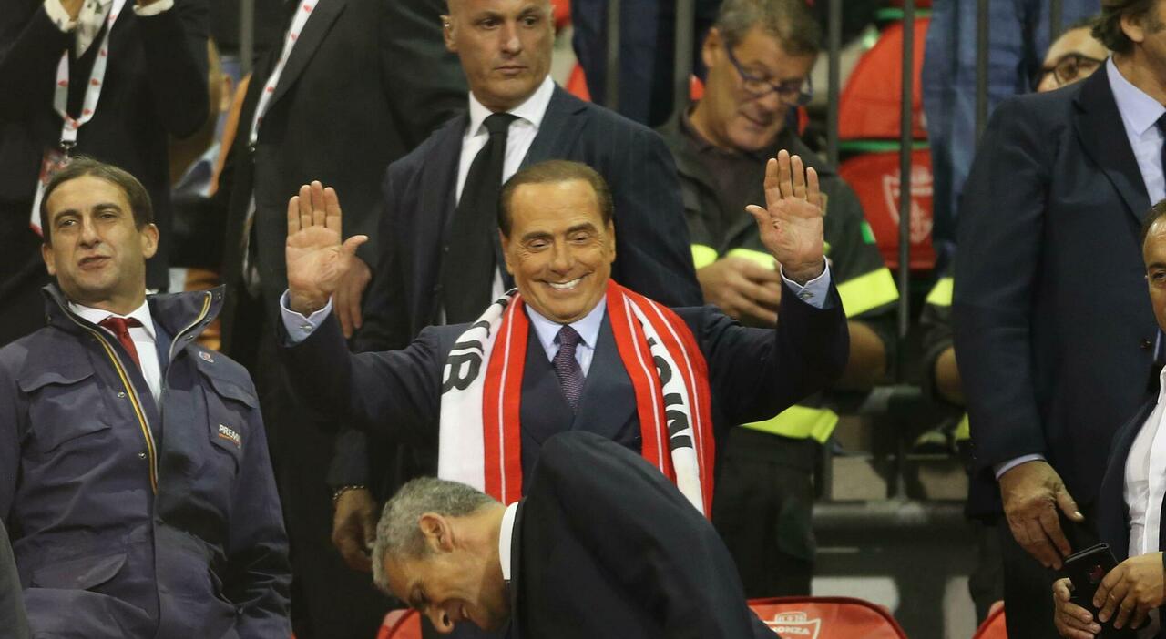 Il Monza Di Berlusconi Vince 4-3 (ai Supplementari) A Pisa: Prima ...