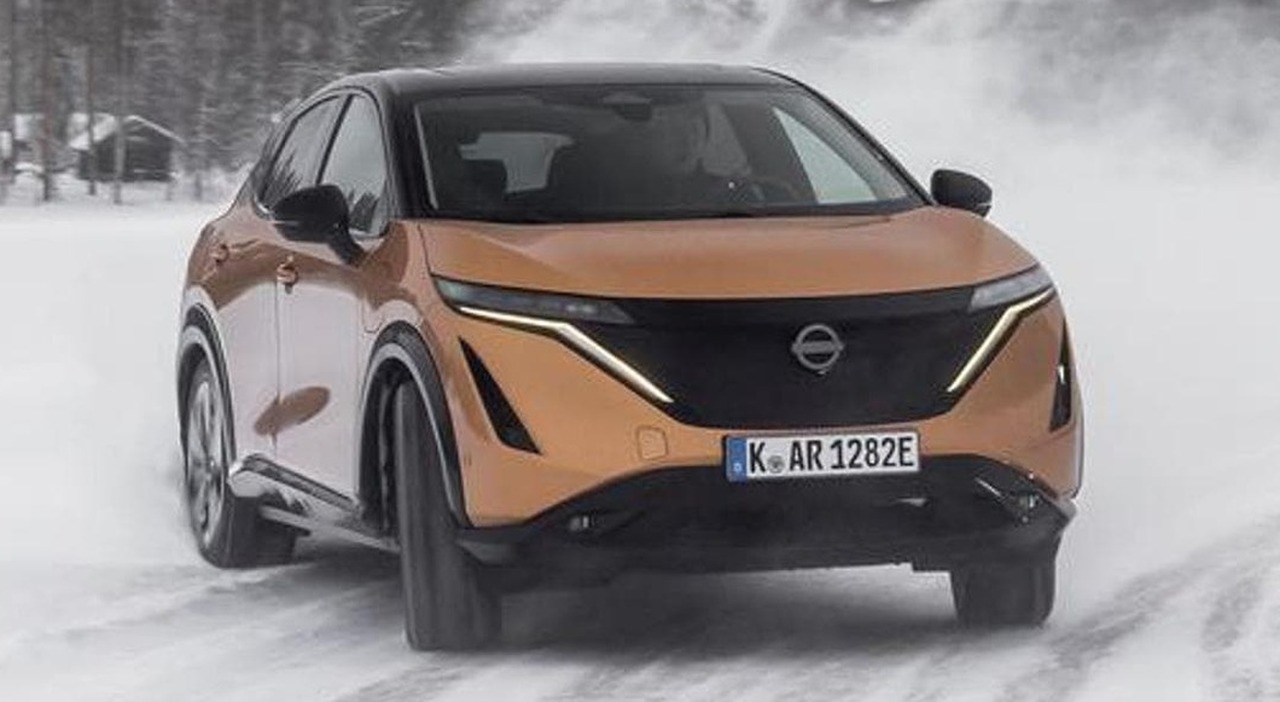 Nissan, assalto ai Mille Laghi. Test estremo in Finlandia con le ecologiche a trazione integrale. Sicurezza al top e facilità di guida