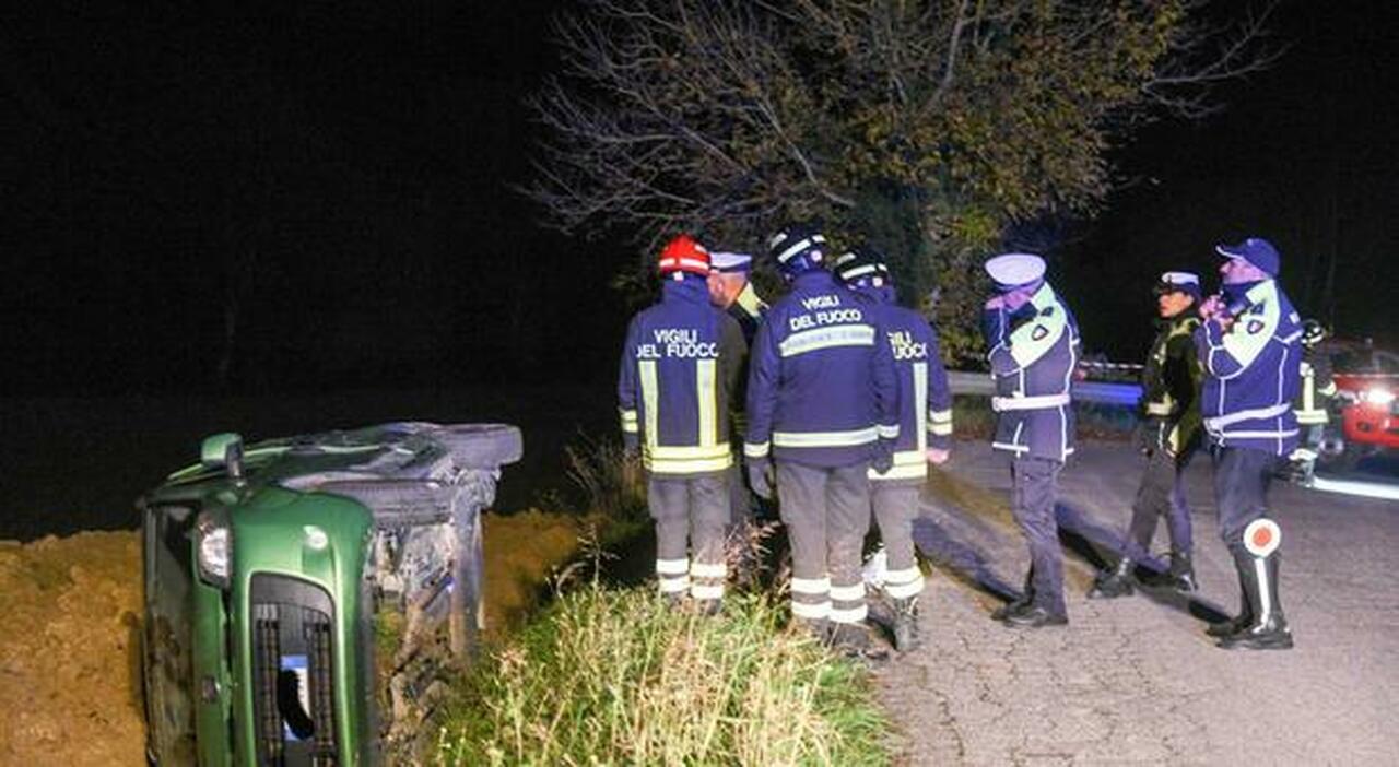 Si ribalta con l?auto nel campo, muore il maceratese Roberto Pallotto: non escluso il malore