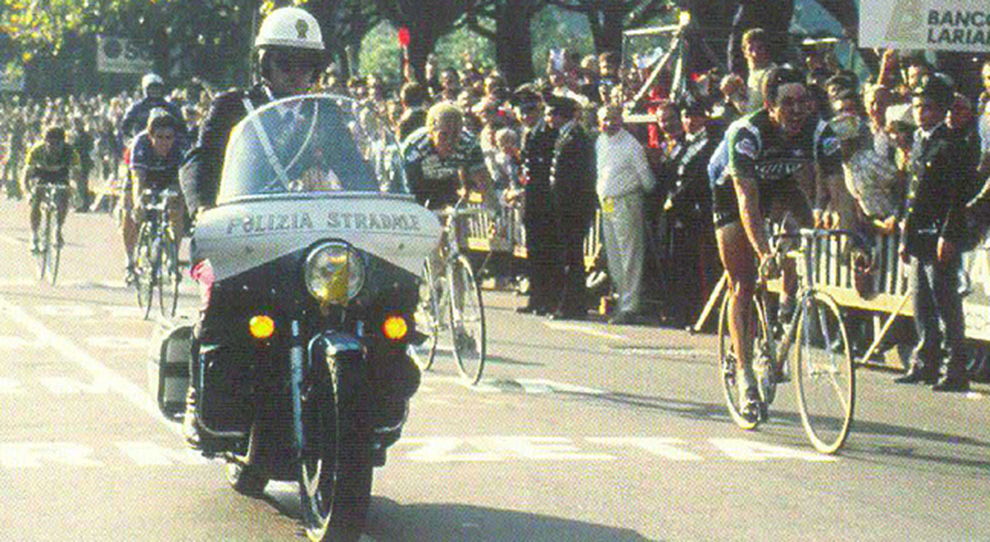 Una foto del 1983 presa dall'archivio della Polizia Stradale