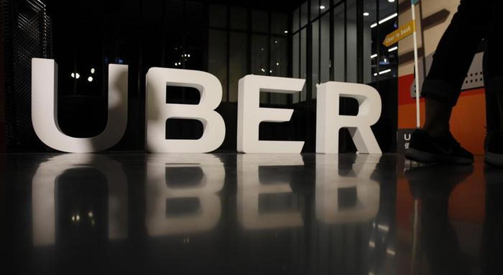 Uber, il ceo annuncia: «I nostri taxi volanti a guida autonoma in arrivo tra 5-10 anni»