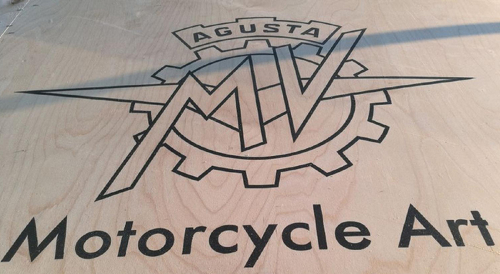 Lo stemma MV Agusta