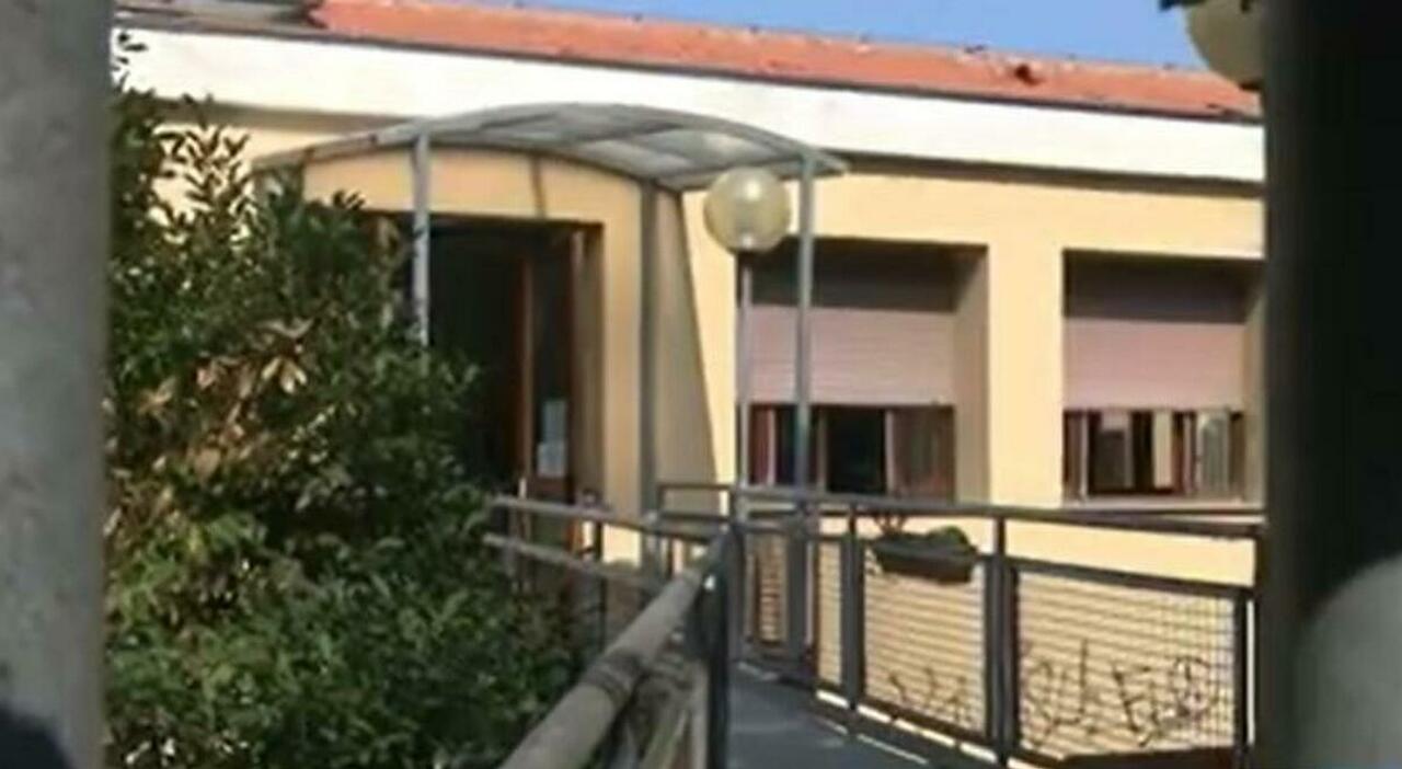 Villa Almagià, stangata rette alla residenza protetta di Ancona: aumenti di 500 euro al mese, famiglie infuriate