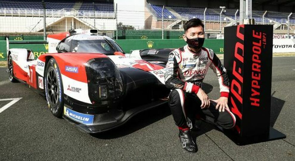 La Toyota TS050 ibrida da 1.000 cv con la quale Kamui Kobayashi ha conquistato la hyperpole alla 24 Ore di Le Mans sfiorando il record della pista da lui stesso fissato nel 2017