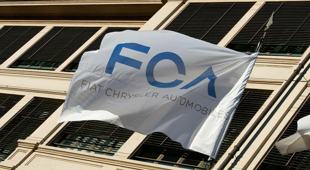 La bandiera con il simbolo Fca