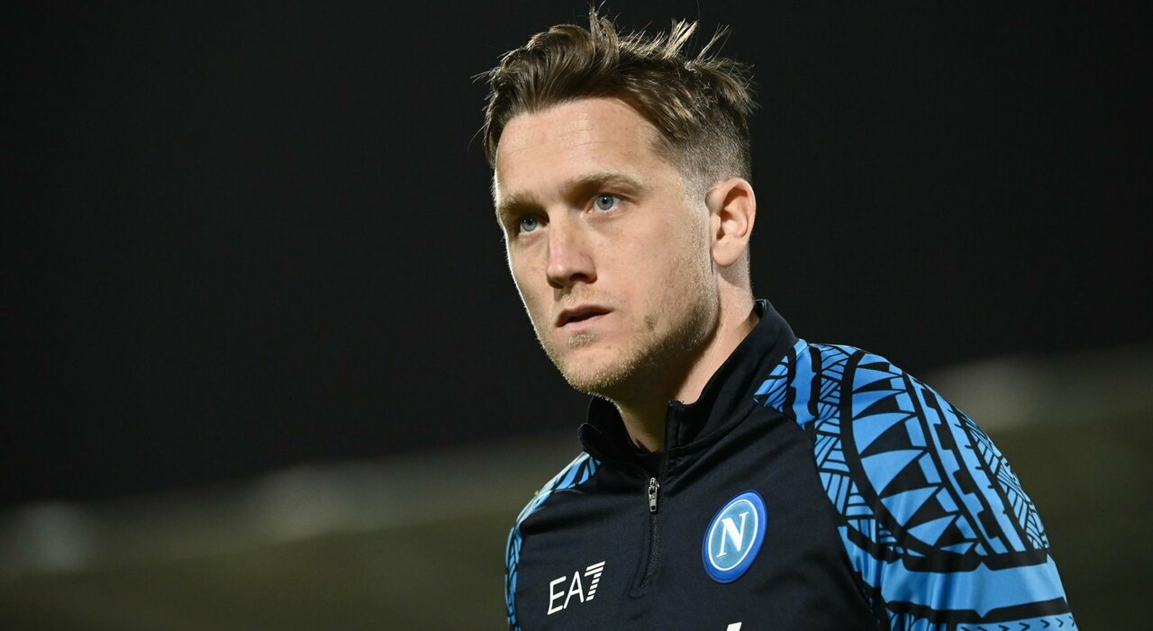 Unexpected Exclusion of Piotr Zielinski from Napoli's Champions League Squad