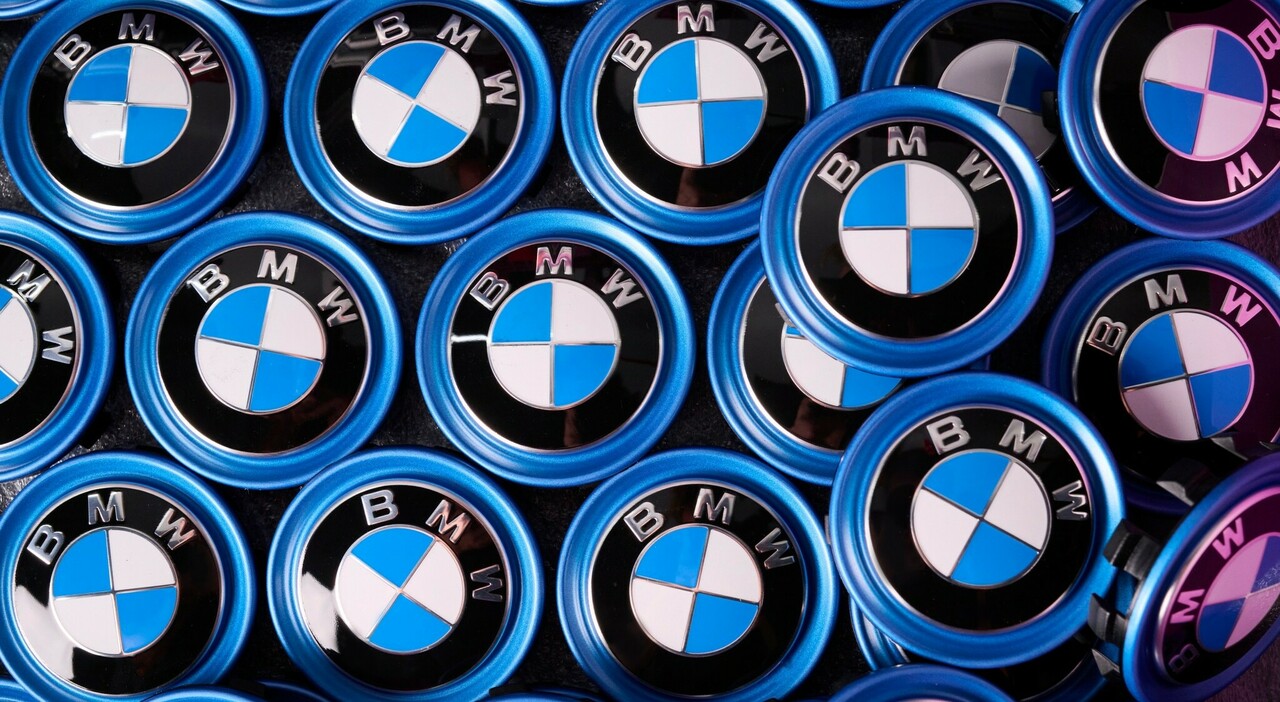 Il gruppo BMW ha raggiunto anche nel 2023 nuovi record di vendita per tutti i marchi e una quota di quasi il 15% per l'elettrico con l'obiettivo di salire al 20% nel 2024 e al 50% nel 2030.