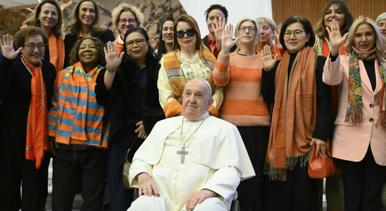 El papel de las mujeres y la transparencia en la Iglesia: desafíos y ...