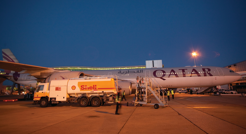 La Qatar Airwais rifornisce i suoi Airbus A300 con il GTL di Shell