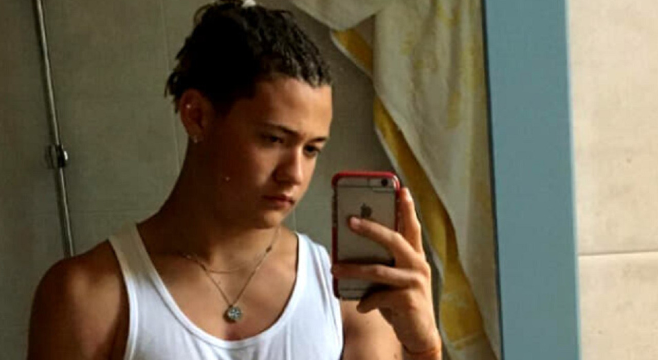 Leonardo Scarel è morto, il 21enne (promessa di ginnastica artistica) è uscito fuori strada con la sua auto