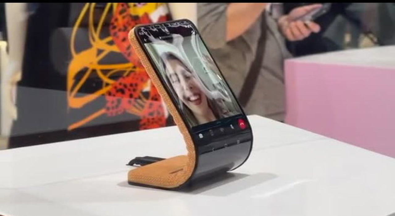 Portachiavi Estraibile STFU Con Cinturino Telescopico Per Smartphone E Sci – 2 Cinturini + 4 Accessori Di Ricambio, Per Trekking E Outdoor