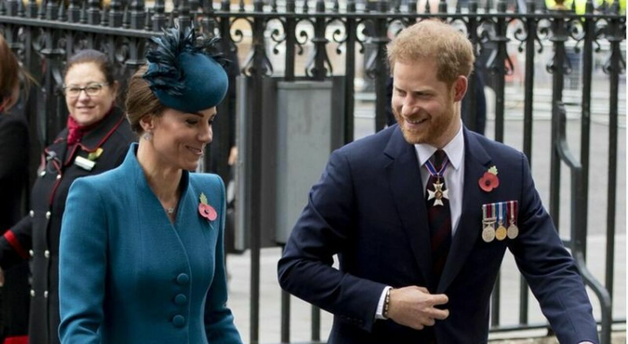 El príncipe Harry planea su regreso al Reino Unido entre tensiones familiares