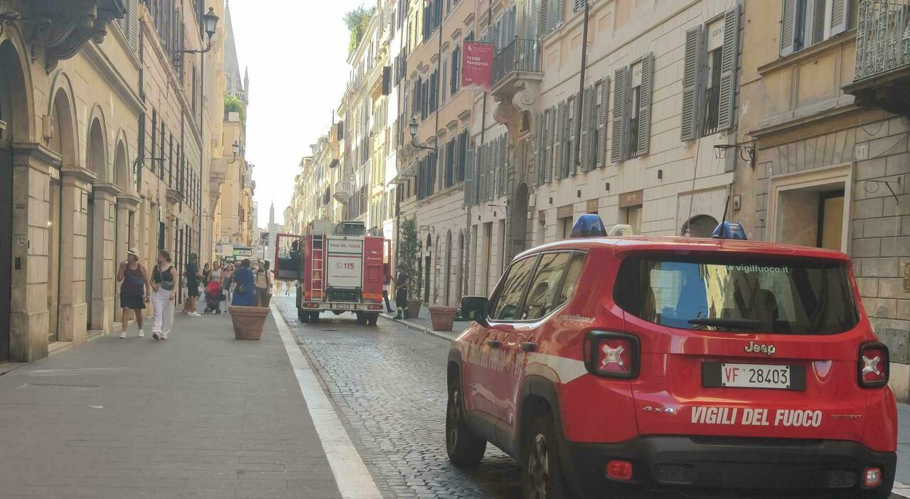 Incendie dans un magasin à Via del Babuino à Rome