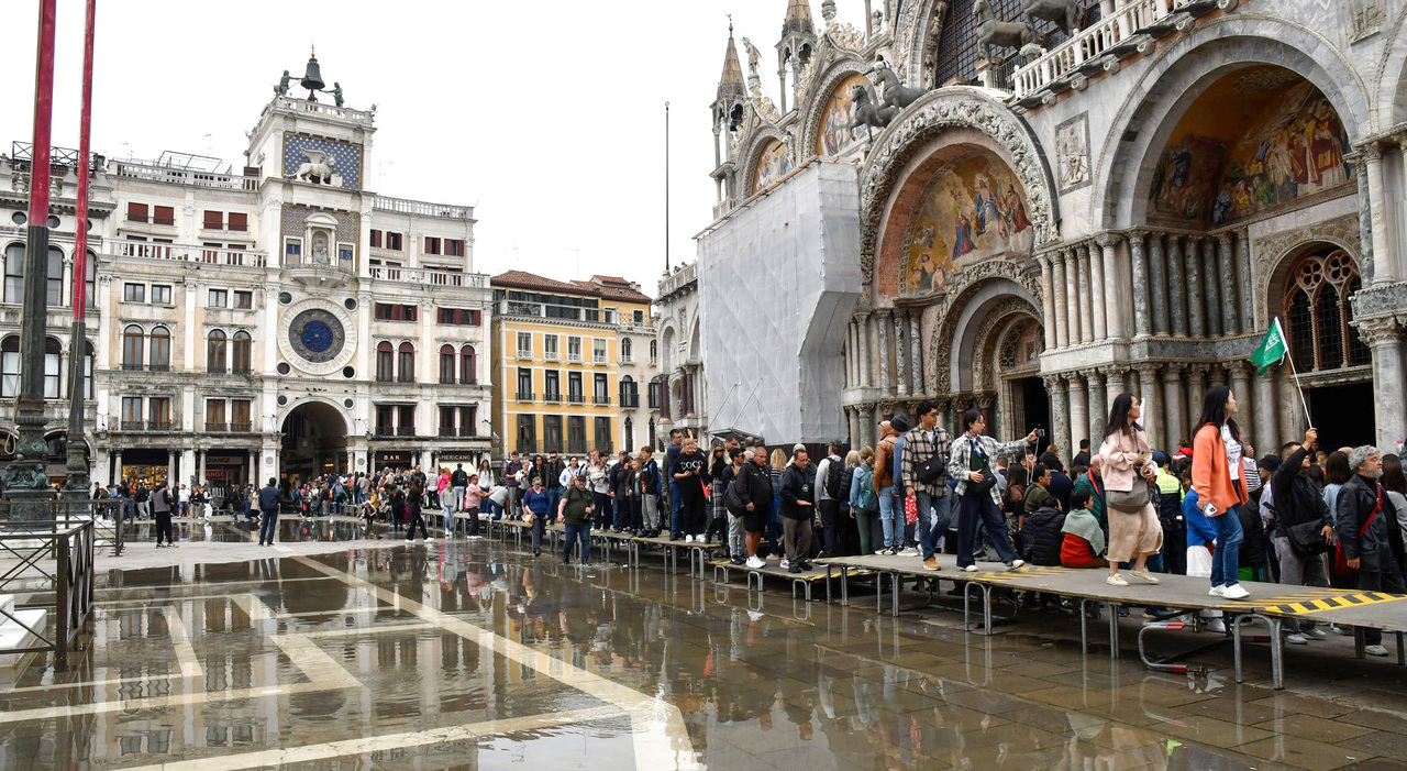 Acqua alta, piazza San Marco impermeabilizzata: al debutto valvole e ...