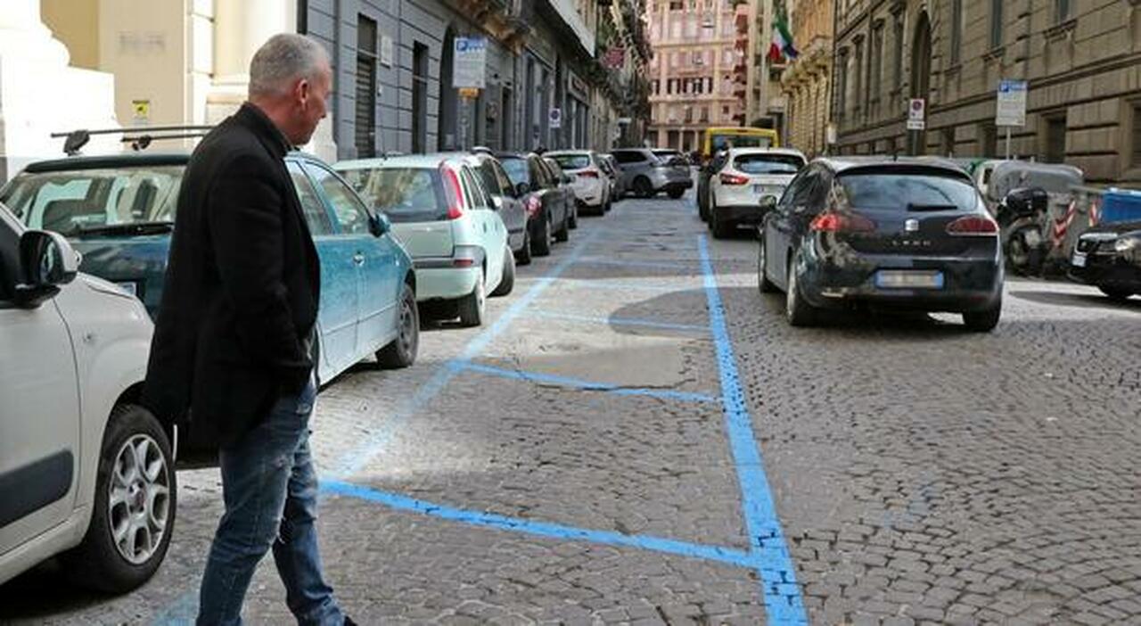 Strisce blu Napoli, c?è l?inchiesta: «Faro sulla riscossione, troppe strade off limits»