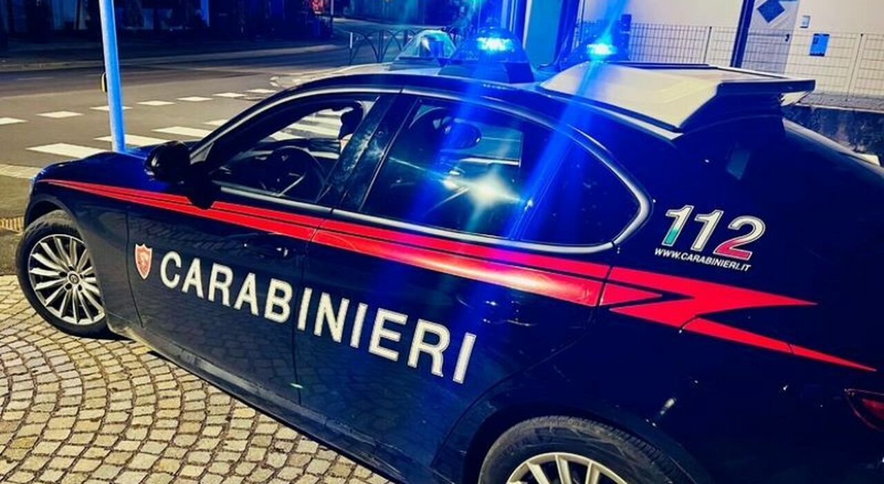 Castellammare, lo accoltellano e gli spaccano costola: due arresti per tentato omicidio