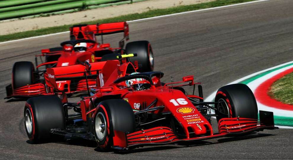 Le due Ferrari a Imola