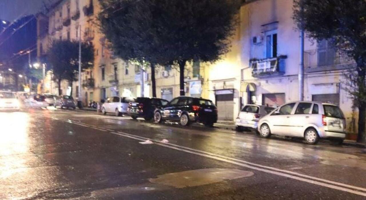 Turista ucciso a Napoli, travolto da uno scooter: «Ha salvato la nipote»