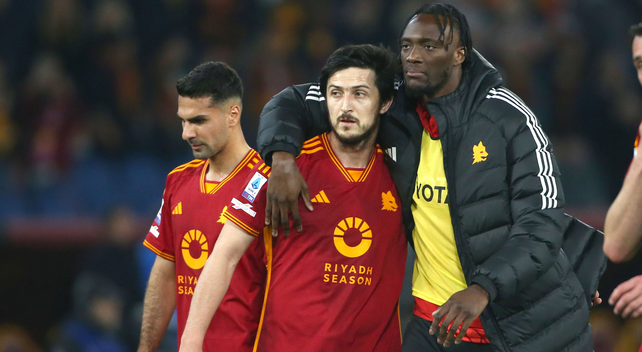 Injury Chaos at Roma: Azmoun Sidelined, Concerns Over Lukaku's Fitness