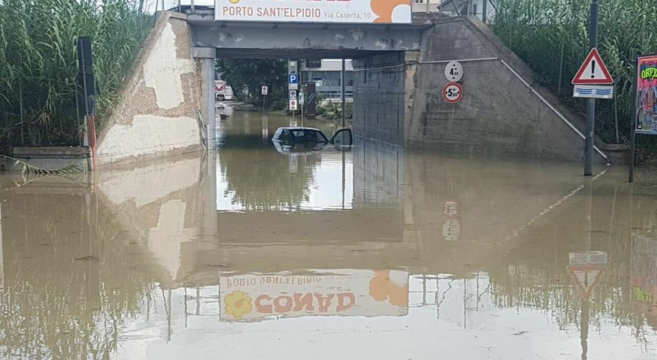 Meteo, Marche ancora con il fiato sospeso: allerta (arancione) prolungata di altre 24 ore. Ecco che tempo farà nei prossimi giorni