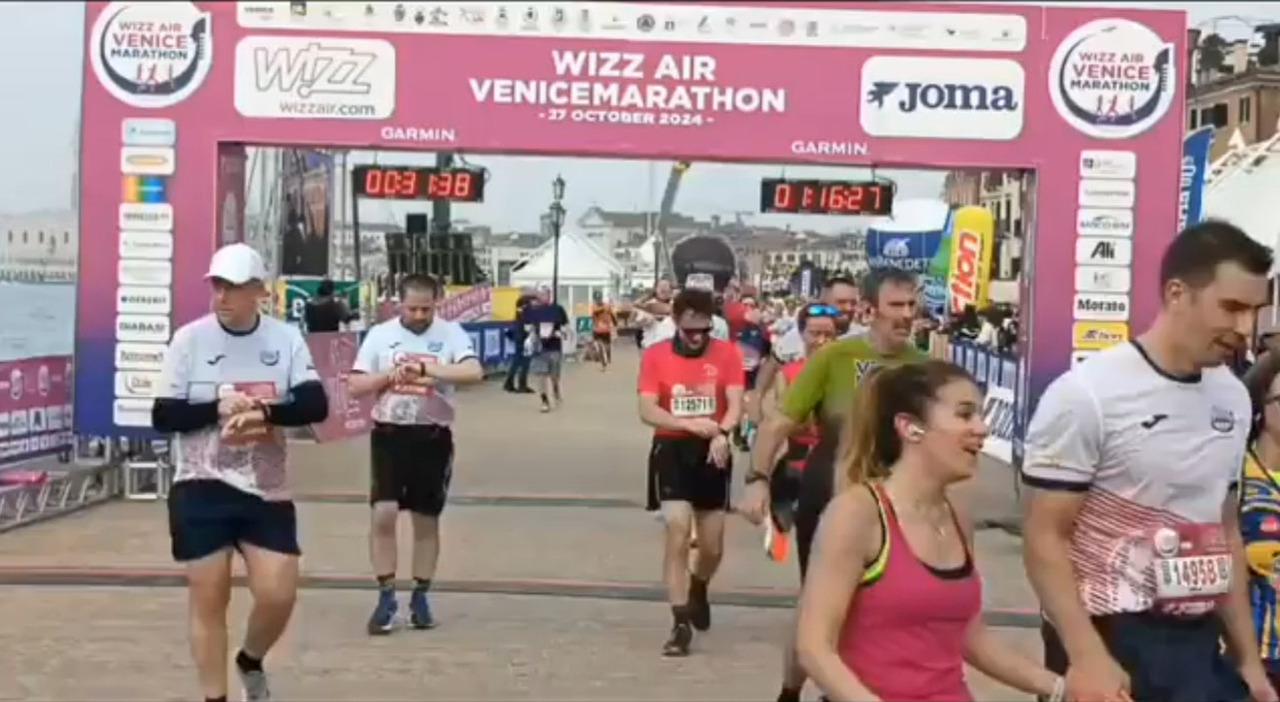 Venicemarathon, l'arrivo della 10 chilometri in Riva Sette Martiri