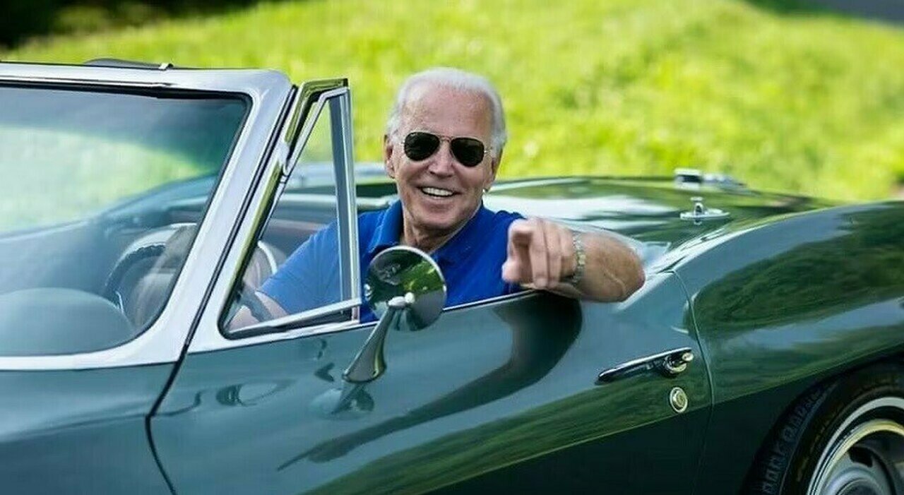 Il presidente Usa Jou Biden è un grande appassionato di auto