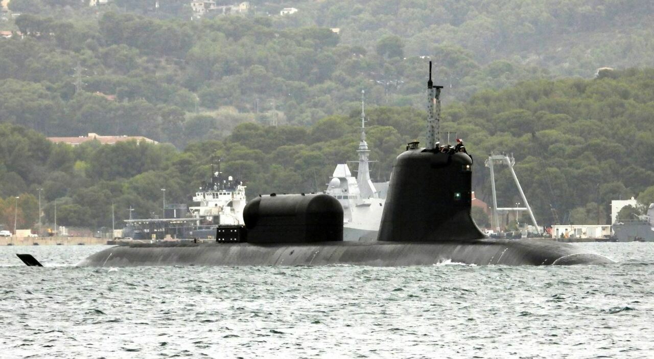 Sottomarino nucleare francese “verso il Mediterraneo orientale” e allerta in Sardegna, cosa sta succedendo