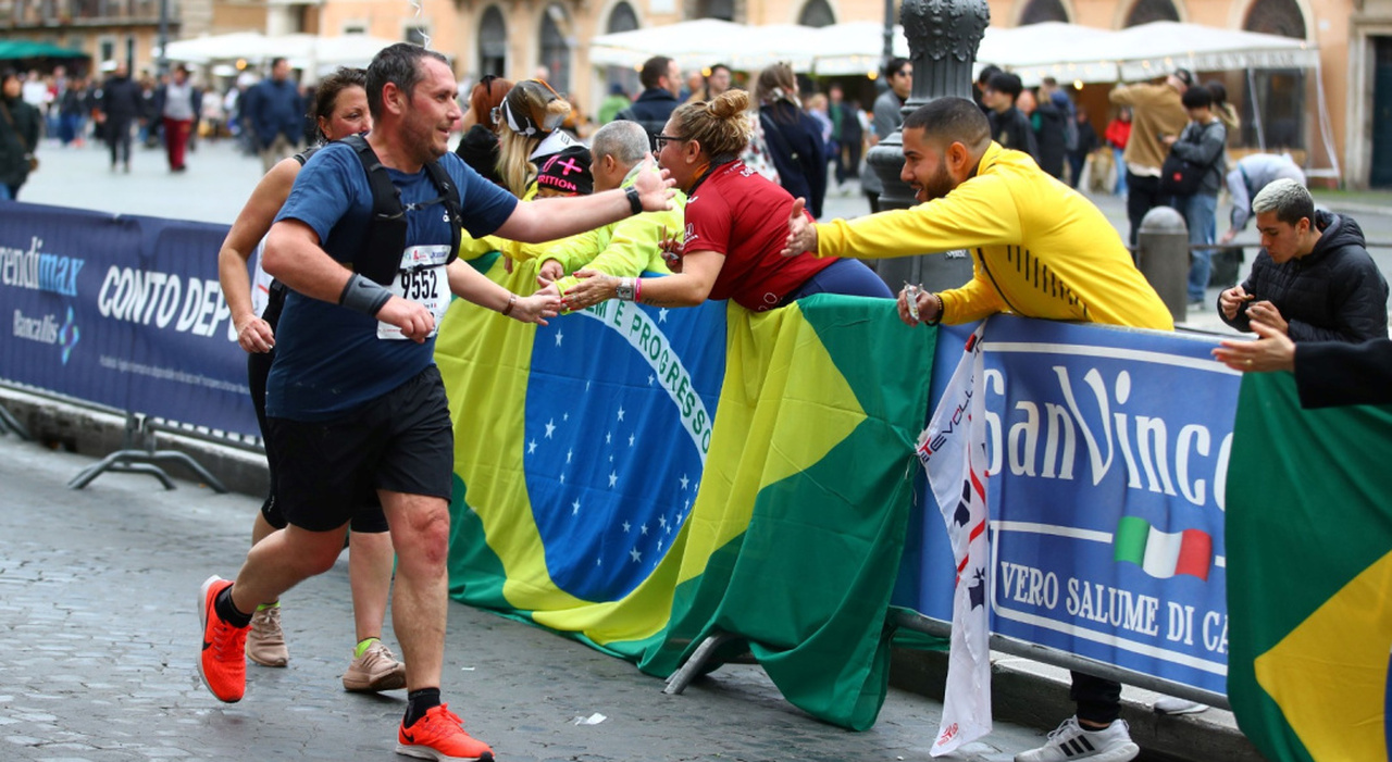 Record de participation à la marathon Acea Run Rome