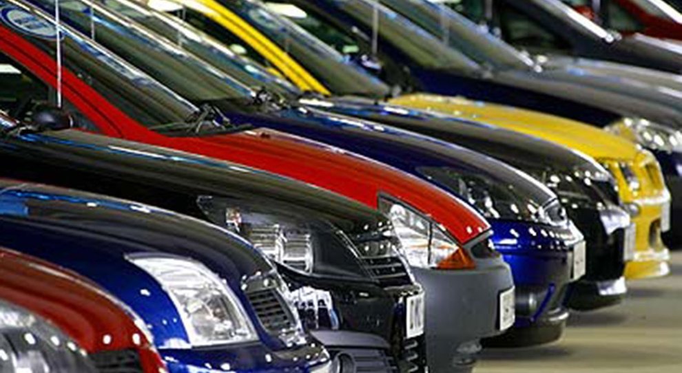 Mercato auto continua a crescere in Italia: +7,1% a ottobre, +8,9% nei 10 mesi