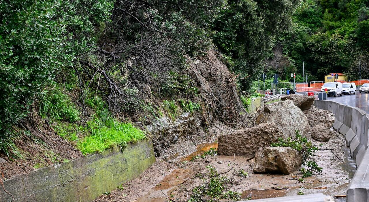 Maltempo, incubo esondazioni e allagamenti: ancora pioggia e precipitazioni record, oggi allerta in 5 regioni