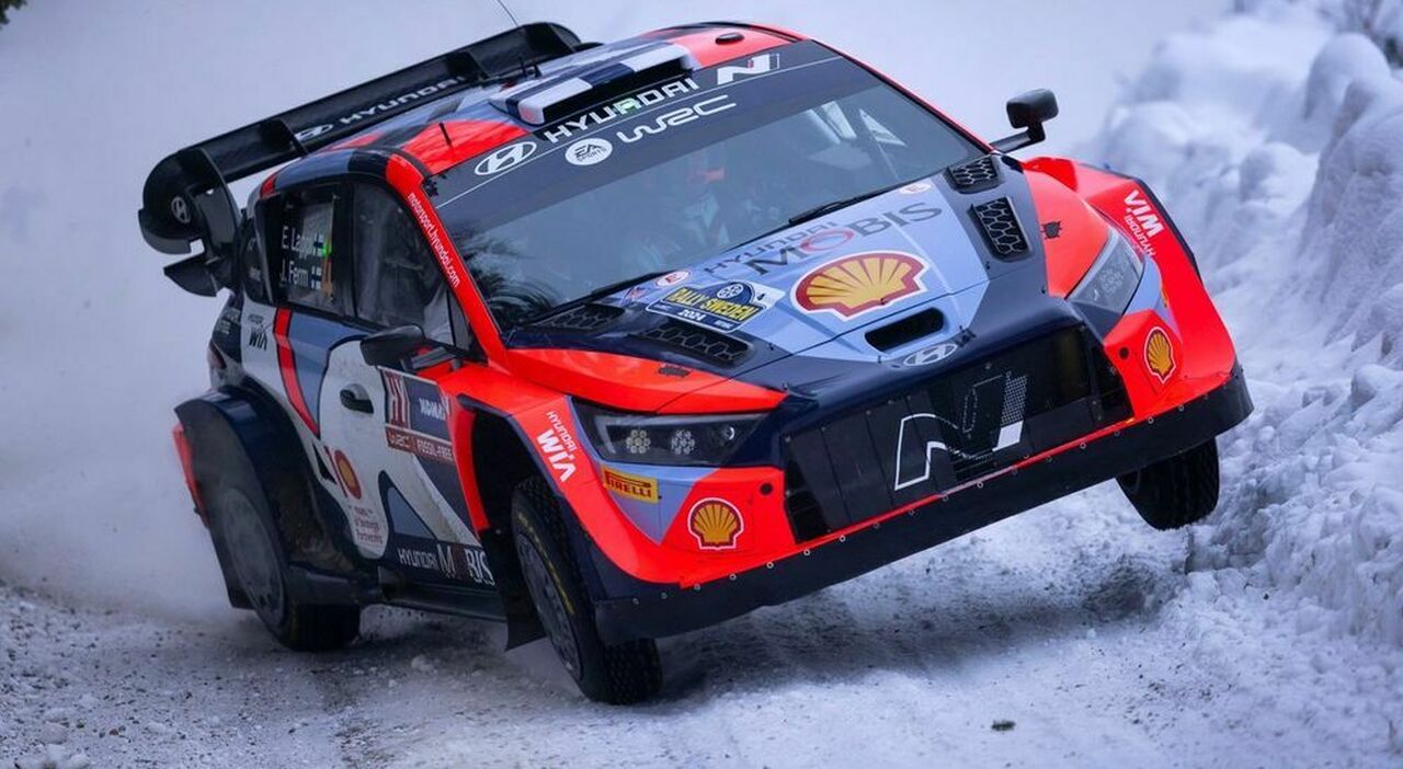 Esapekka Lappi su Hyundai è al comando nell'ultimo giorno del Rally di Svezia