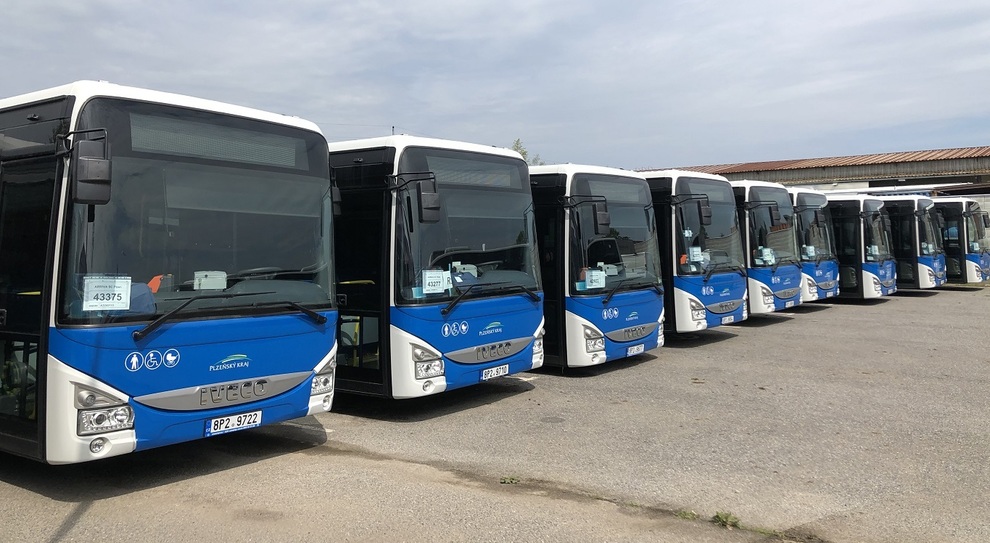 Alcuni dei bus Iveco Crossway consegnati ad Arriva