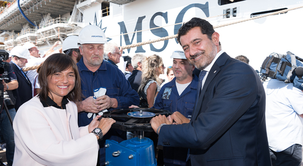 Gianni Onorato, ceo di MSC, insieme a Debora Serracchiani (Presidente del Friuli-Venezia Giulia) al float out della Msc Seaview