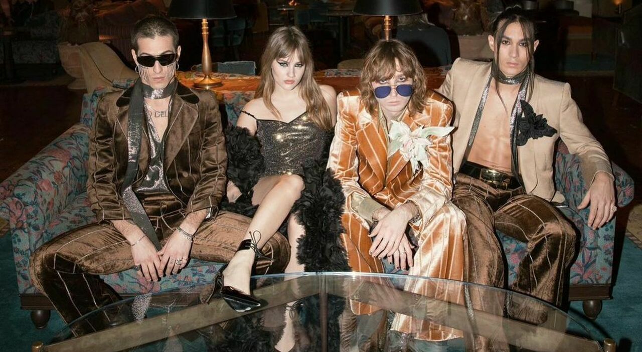 Maneskin, Damiano David cambia look «Ops»