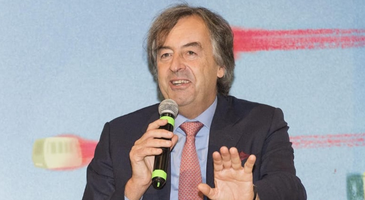 Social Storm Over Professor Roberto Burioni for Allegedly Failing Medical Students in Pre-Test