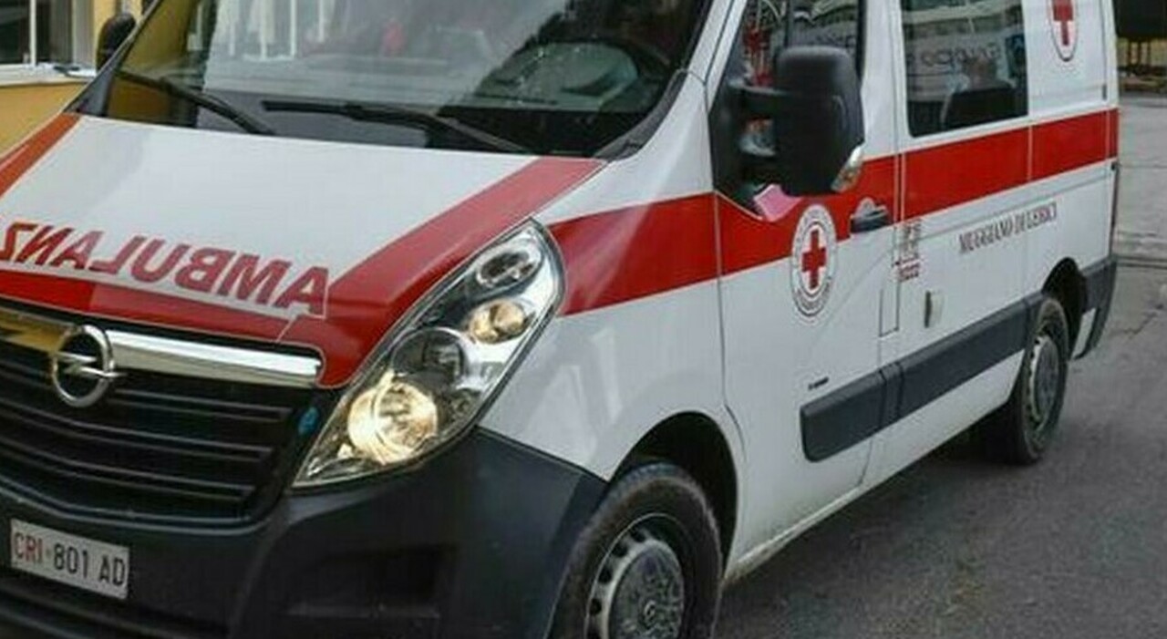 Napoli, 17enne travolto da un