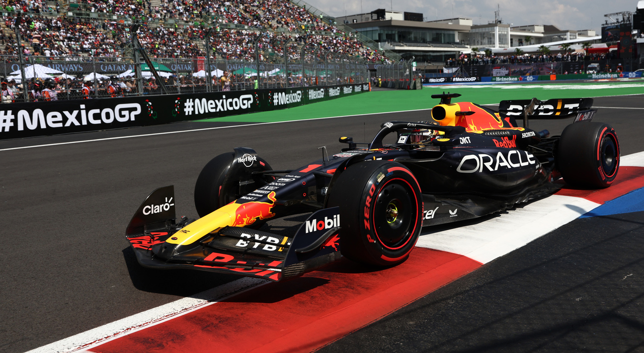 La Red Bull di Max Verstappen la più veloce nelle prove libere del Gran Premio del Messico
