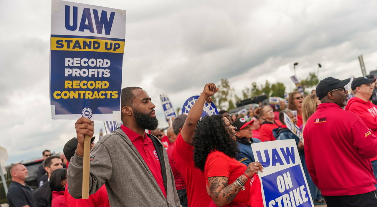 sindacato UAW annuncia allargamenti sciopero GM e Ford