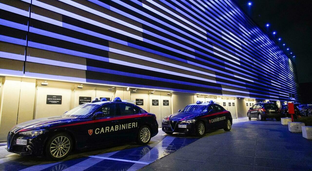 Rissa alla Nave de Vero tra 60 ragazzini (tra i 15 e i 18 anni) in pieno pomeriggio, arriva un "esercito" di carabinieri e agenti: scatta il fuggi fuggi