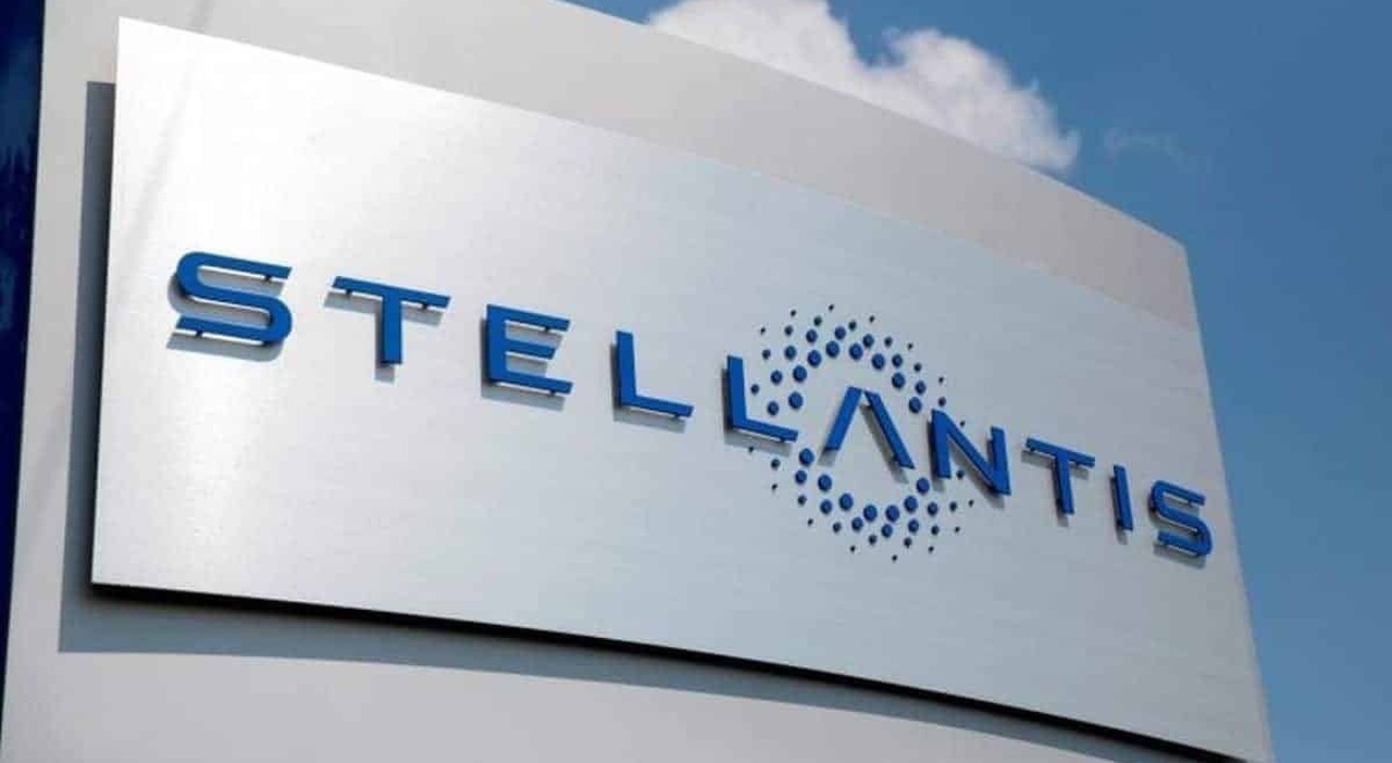 Il logo Stellantis