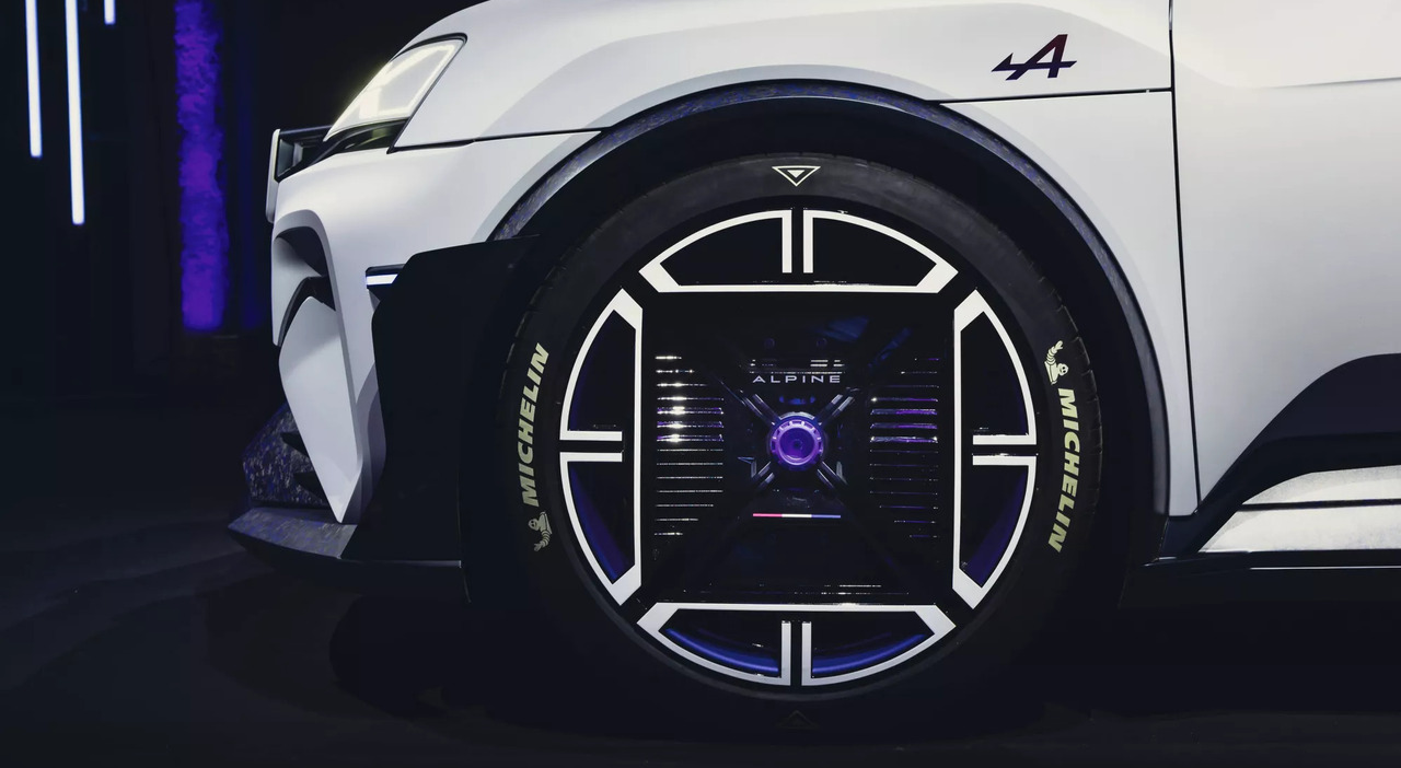 Alpine e Michelin sono ancora una volta fianco a fianco sul progetto della futura A290.