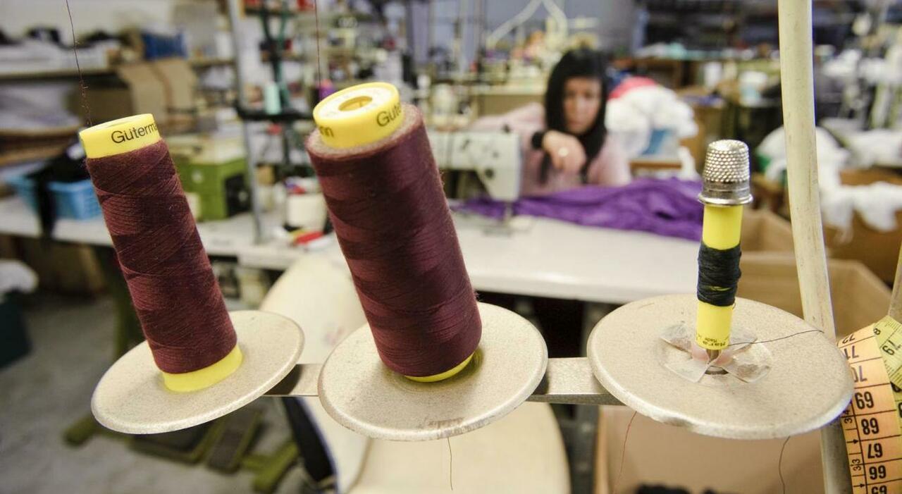 Fashion, Textile, and Clothing New National Labor Contract Signed