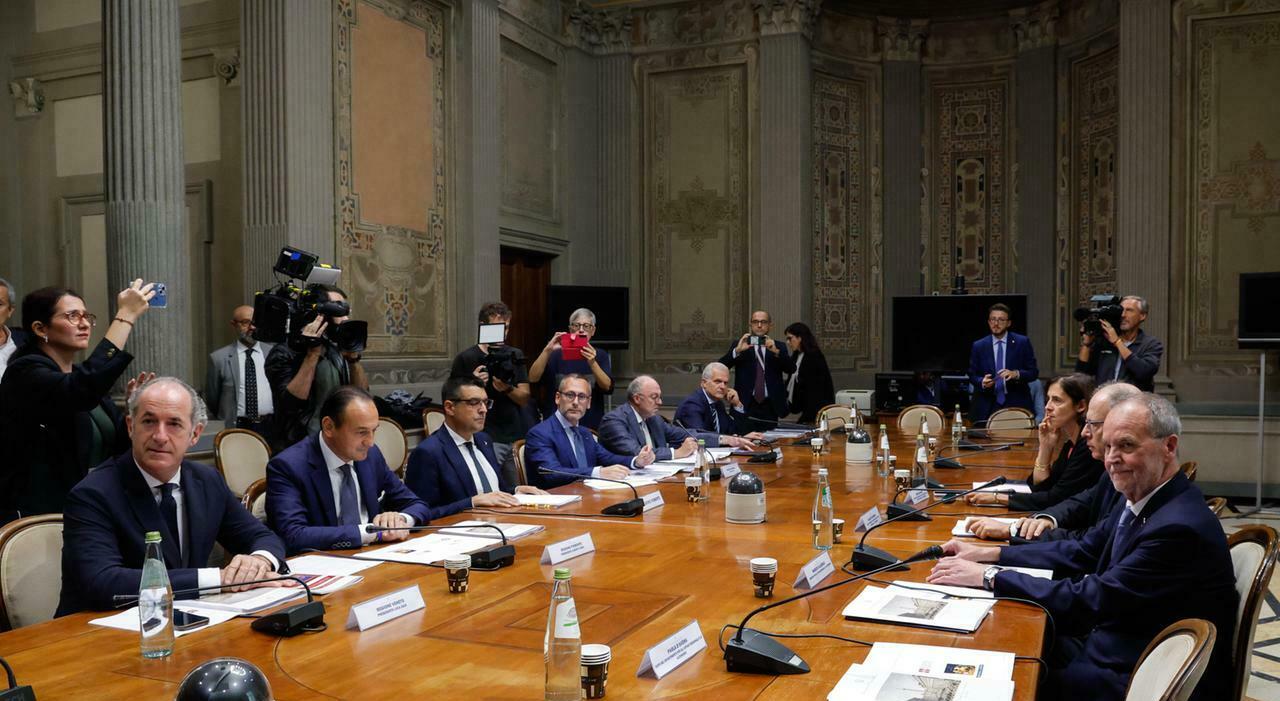 La Lega sfida la Consulta: «L?Autonomia va avanti». Ma FdI e azzurri frenano