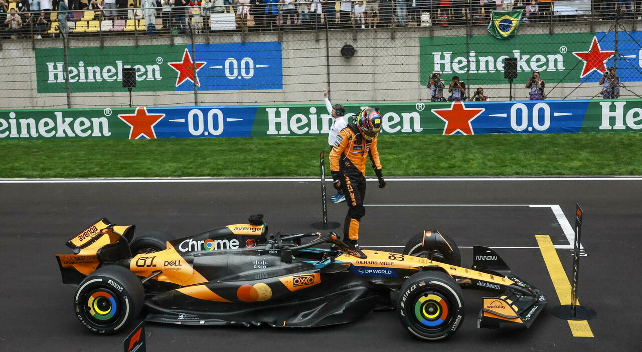 Ooscar Piastri, vincitore del GP di Shangai con la McLaren